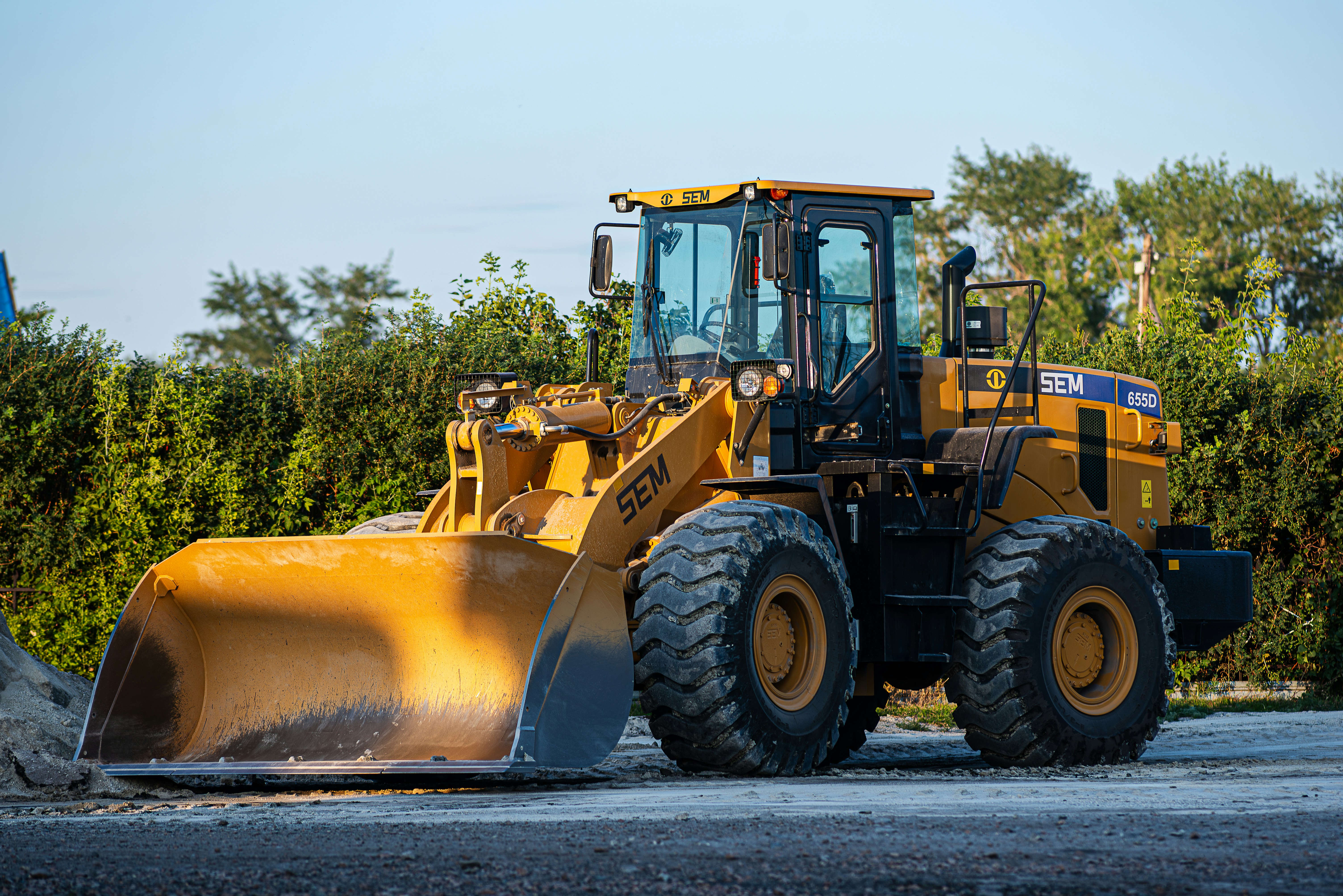 Caterpillar Equipment